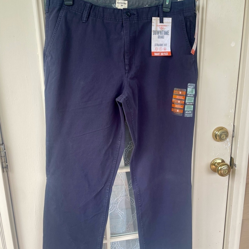 Dockers Men's Dark Blue Chinos
